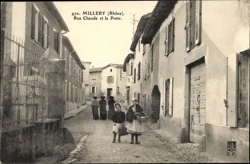Ak Millery Rhône, Rue Chaude und das Postamt