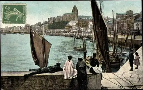 Ak Le Tréport Seine Maritime, Quai, Promenade, Segelboote, Häuser