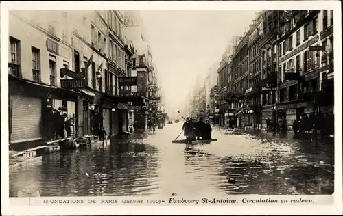 Ak Paris XI, Überschwemmungen im Januar 1910, Faubourg St. Antoine, Rafting