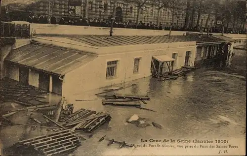 Ak Paris I., Überschwemmungen 1910, Port Saint Nicolas, Blick vom Pont des Saints-Peres