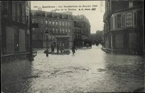 Ak Asnières-sur-Seine Hauts-de-Seine, Überschwemmungen 1910, Rue de la Station