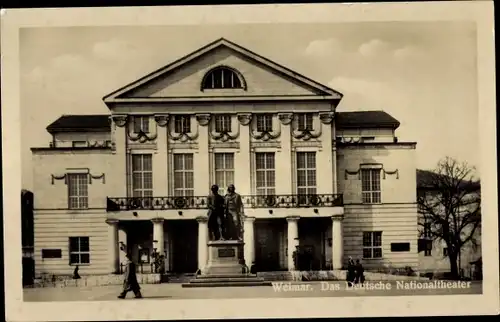 Ak Weimar in Thüringen, Deutsches Nationaltheater, Goethe-Schiller-Denkmal