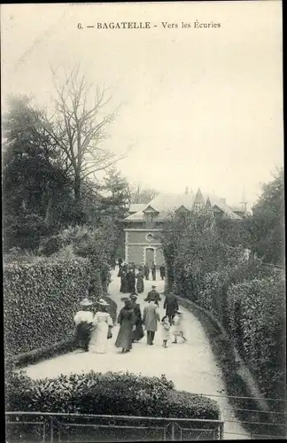 Ak Paris XVI, Bois de Boulogne, Bagatelle, Auf dem Weg zu den Ställen