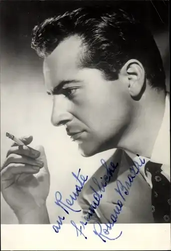 Foto Ak Schauspieler Rossano Brazzi, Portrait