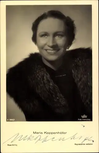 Ak Schauspielerin Maria Koppenhöfer, Portrait, Pelzmantel, Autogramm