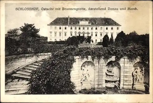 Ak Schloßhof in Niederösterreich, Schloss, Brunnengrotte, Donau, March