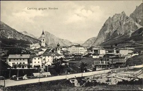 Ak Cortina d'Ampezzo Veneto, Teilansicht gegen Norden