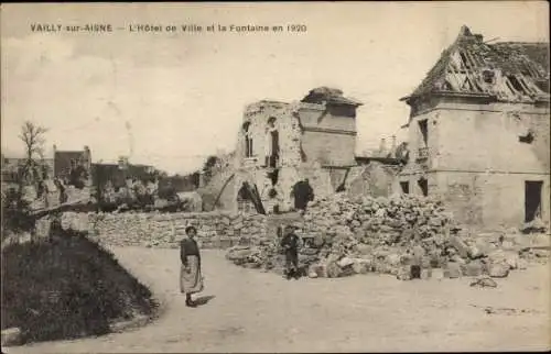 Ak Vailly sur Aisne, Das Rathaus und der Brunnen im Jahr 1920