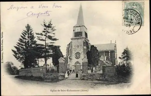 Ak Sains-Richaumont Aisne, L’Eglise