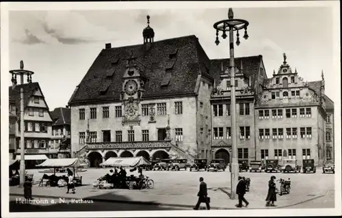 Ak Heilbronn am Neckar, Rathaus, Passanten