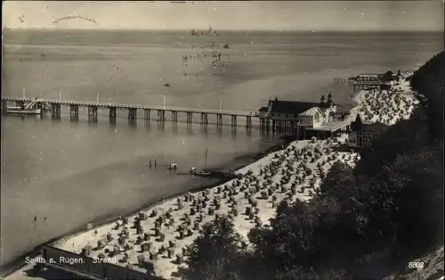 Foto Ak Ostseebad Sellin auf Rügen, Strand, Seebrücke