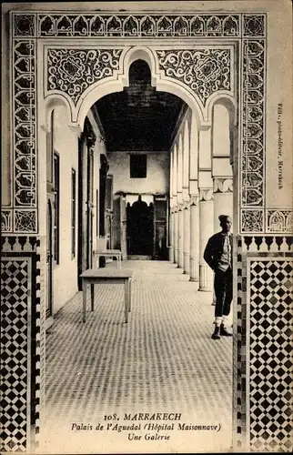 Ak Marrakesch, Marokko, Palais de l'Aguedal, Krankenhaus, eine Galerie