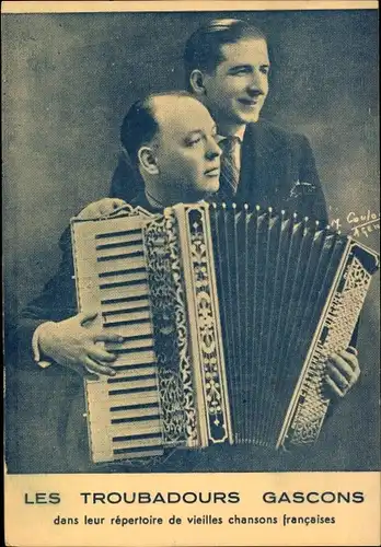 Ak Les Troubadours Gascons, in ihrem Repertoire alter französischer Lieder
