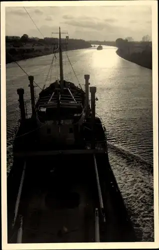 Foto Ak Frachtschiff, Transport, Fluss