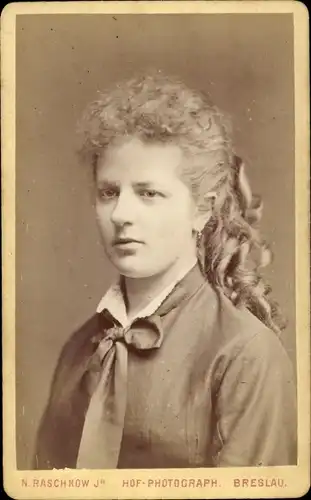 CdV Wrocław Breslau Schlesien, Portrait einer jungen Frau