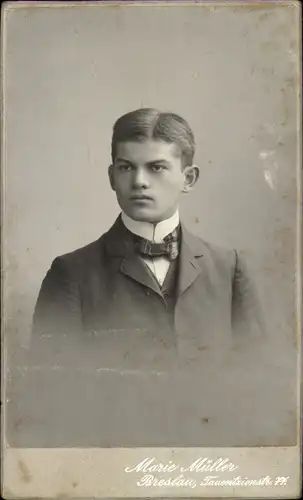 CdV Wrocław Breslau Schlesien, Portrait von einem jungen Mann, 1902