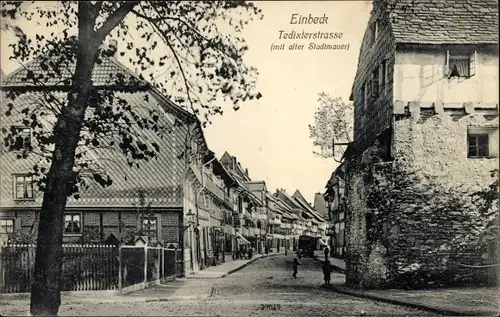 Ak Einbeck in Niedersachsen, Tedixterstraße mit alter Stadtmauer