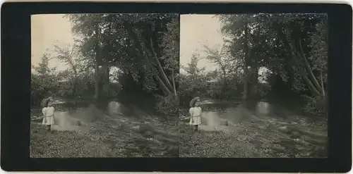 Stereo Foto Neuvy sur Loire Nièvre, Mädchen am Ufer, 1905