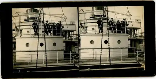 Stereo Foto Detailansicht von einem Dampfer, Männer