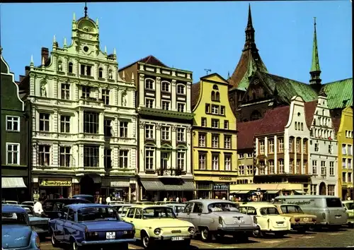 Ak Hansestadt Rostock, Ernst-Thälmann-Platz, Autos, Giebelhäuser