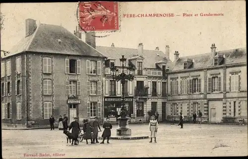 Ak Fère Champenoise Marne, Place, Gendarmerie