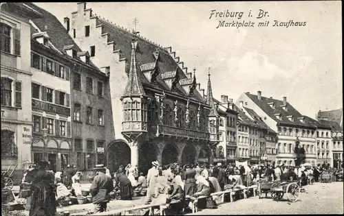 Ak Freiburg im Breisgau, Marktplatz mit Kaufhaus