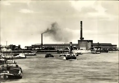 Ak Köln, Kölner Fordwerk, Blick auf Dampfer