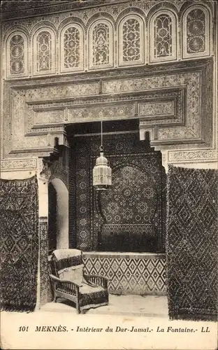 Ak Meknes Marokko, Inneres von Dar-Jamai, La Fontaine