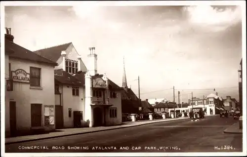 Ak Woking South East England, Commercial Road, Tanzpalast Atalanta, Parkplatz