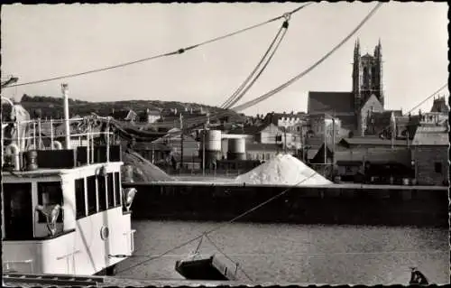 Ak Fécamp Seine Maritime, L'Eglise vue du Port