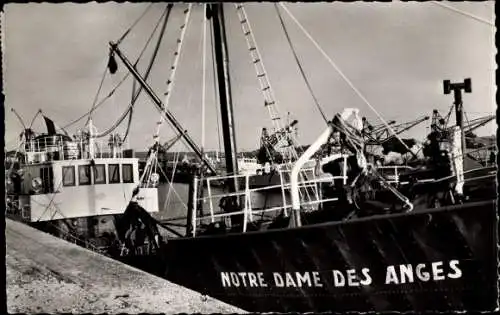 Ak Fécamp Seine Maritime, Bateaux a Quai, Notre Dame des Anges