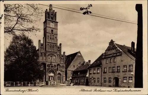 Ak Brandenburg an der Havel, Altstadt, Rathaus mit Kurfürstenbrunnen