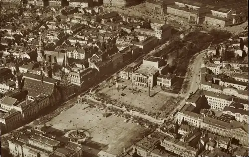 Ak Leipzig in Sachsen, Augustusplatz, Fliegeraufnahme