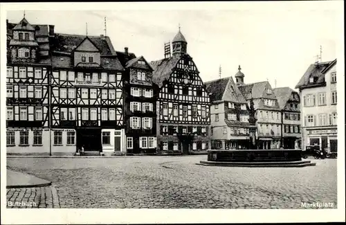 Ak Butzbach im Taunus Hessen, Marktplatz, Fachwerkhäuser