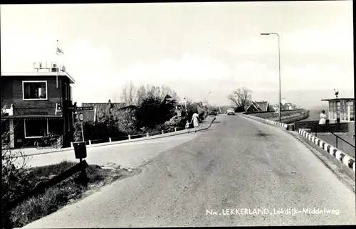 Ak Nieuw Lekkerland Molenlanden Südholland, Lekdijk, Middelweg