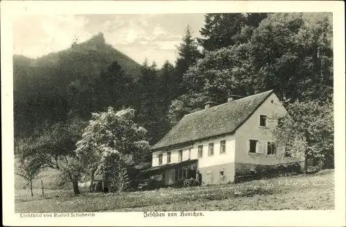 Ak Horní Hanychov Ober Hanichen Region Reichenberg, Wohnhaus am Fuß des Jeschken