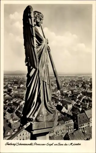 Ak Freiburg im Breisgau, Posaunen-Engel, Turm des Münster