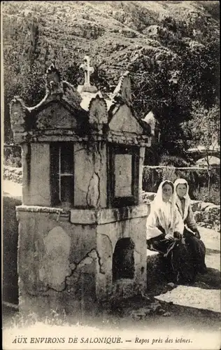 Ak Salonique Griechenland, Aux Environs de Salonique, Repos pres des icones