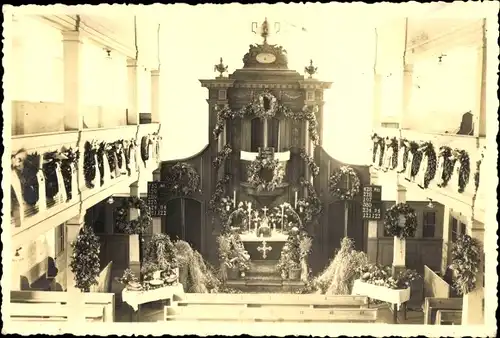 Foto Ak Mügeln in Sachsen?, Kirche, Innenansicht