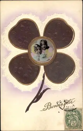 Präge Ak Glückwunsch, Mädchen-Portrait, Glücksklee