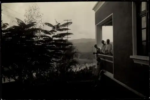 Foto Caracas Venezuela, Familie auf dem Balkon