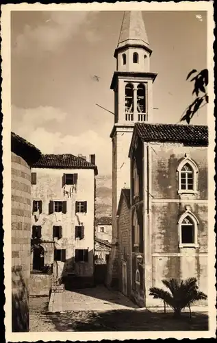 Ak Budva Montenegro, Blick in die Gasse, Glockenturm