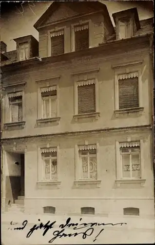 Foto Ak Schmölln in Thüringen, Straßenpartie, Wohnhaus