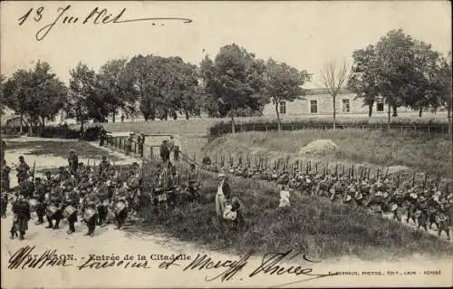 Ak Laon Aisne, Einmarsch in die Zitadelle