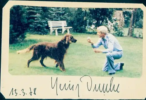 Autogrammkarte Schauspieler Heinz Drache, Portrait mit Hund, Autogramm