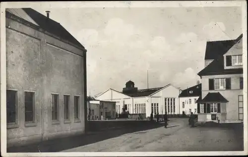 Ak Lindenthal Leipzig in Sachsen, Deutsche Flugzeugwerke, Straßenpartie