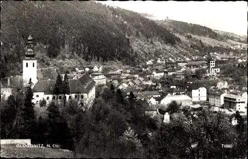 Ak Gloggnitz in Niederösterreich, Gesamtansicht, Kirche