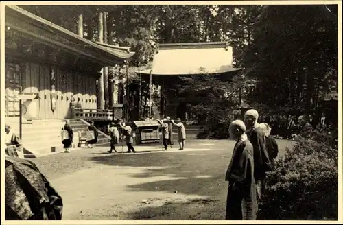 Foto Japan, Tempeleinweihung, Mönche