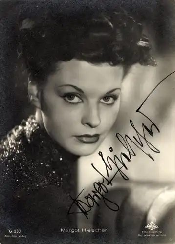 Ak Schauspielerin Margot Hielscher, Portrait, Wien Film G 230, Autogramm