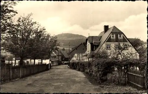 Ak Geising Altenberg Erzgebirge, Blick zum Geisingberg, Straße